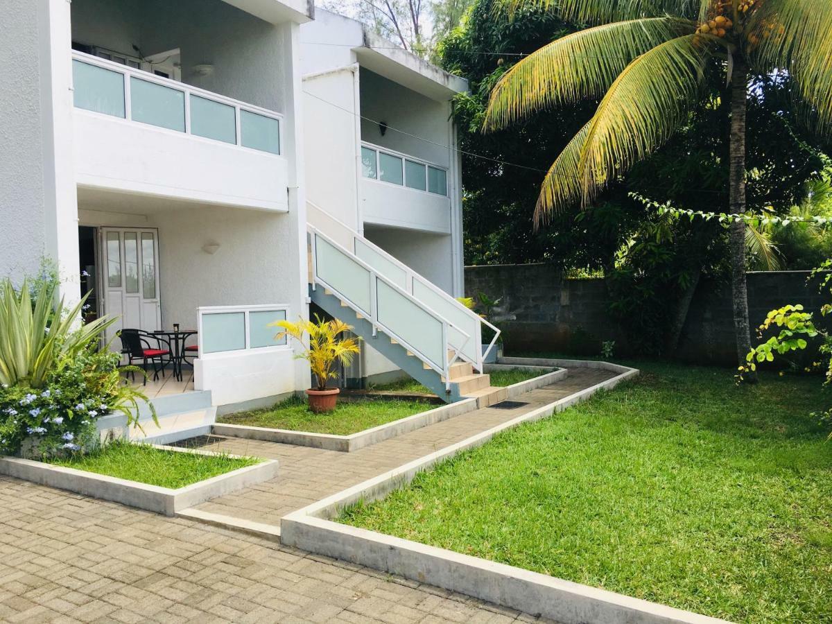 Les Gentilhommieres Guest House Trou aux Biches Exterior foto